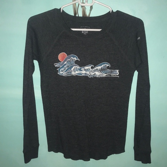 Billabong Sweaters - Long sleeve wave detail tee